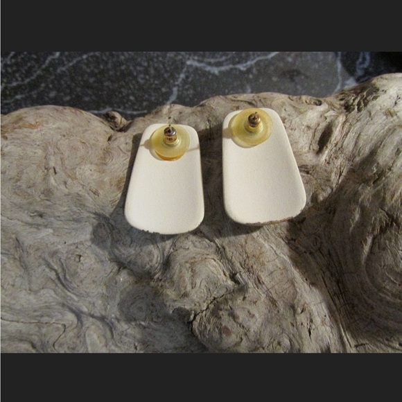 Vintage Iridescent Porcelain Clay Shiny Pierced Earrings - Picture 2 of 2